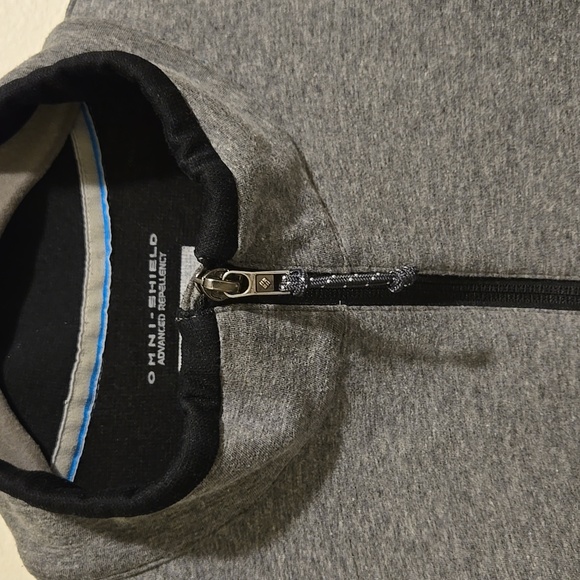 Columbia Men's 1/4 Zip Pullover - Picture 3 of 5